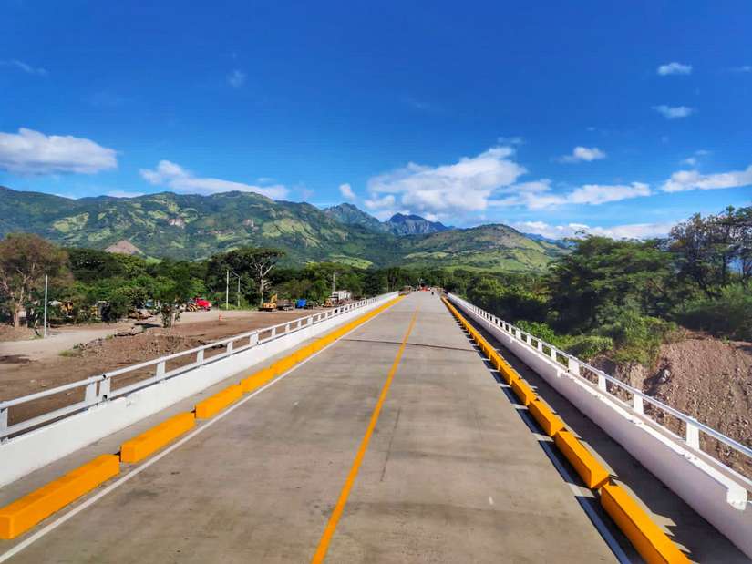 PUENTE